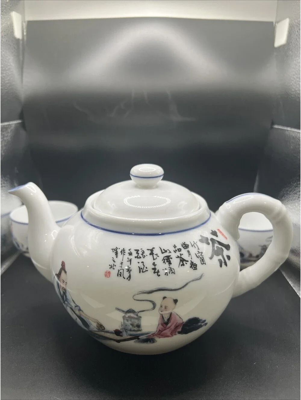 Ceramic Tea Pot And 4 Cups